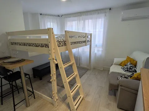 Estudio en calle Chiquita, 39