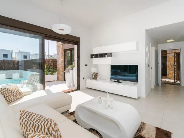 Casa o chalet independiente en Calle Cabo de la Nao, 20, Lomas de Cabo Roig - Foto 5