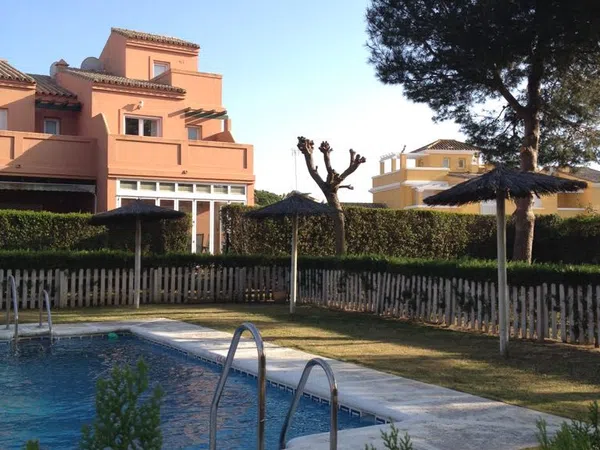 Chalet adosado en Calle Emperador Nerva, 81 - Foto 1