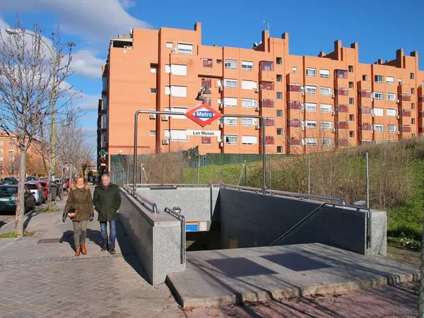 Estudio en Calle de Etruria - Foto 23
