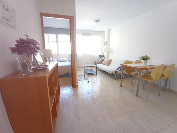 Piso en calle Arquitecto Guardiola, 3