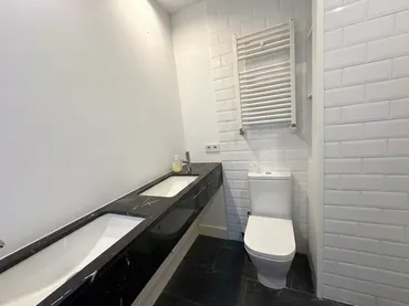 Piso en  Calle de Juan Álvarez Mendizábal 12 - Foto 5