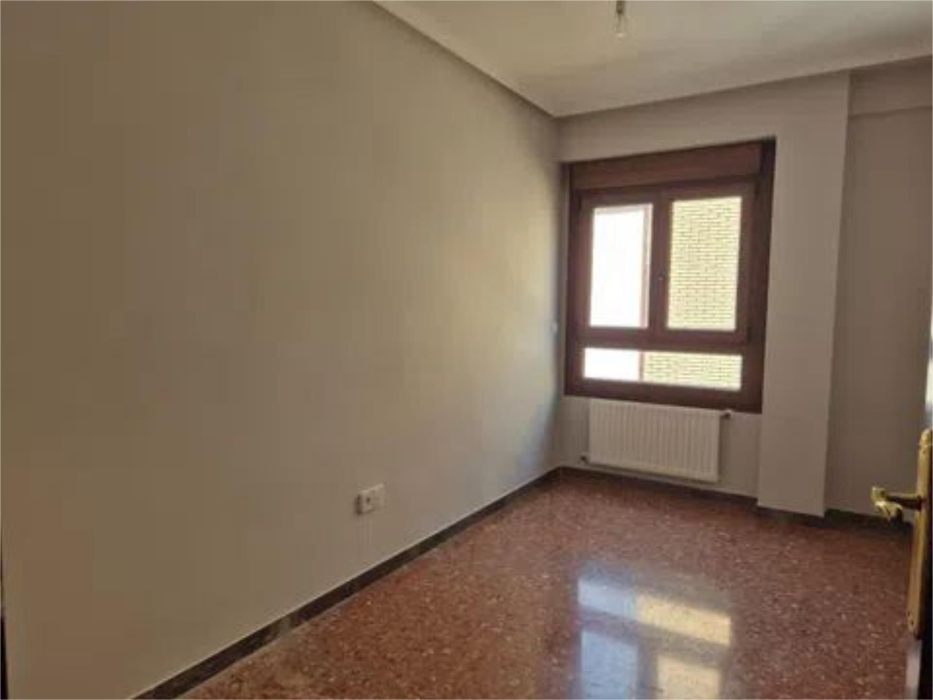 Piso en  Avenida del Tenor Fleta 61 - Foto 5