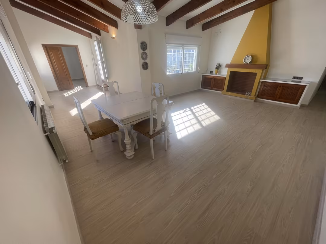 Piso en  Carrer d'Hernán Cortés 5 - Foto 3