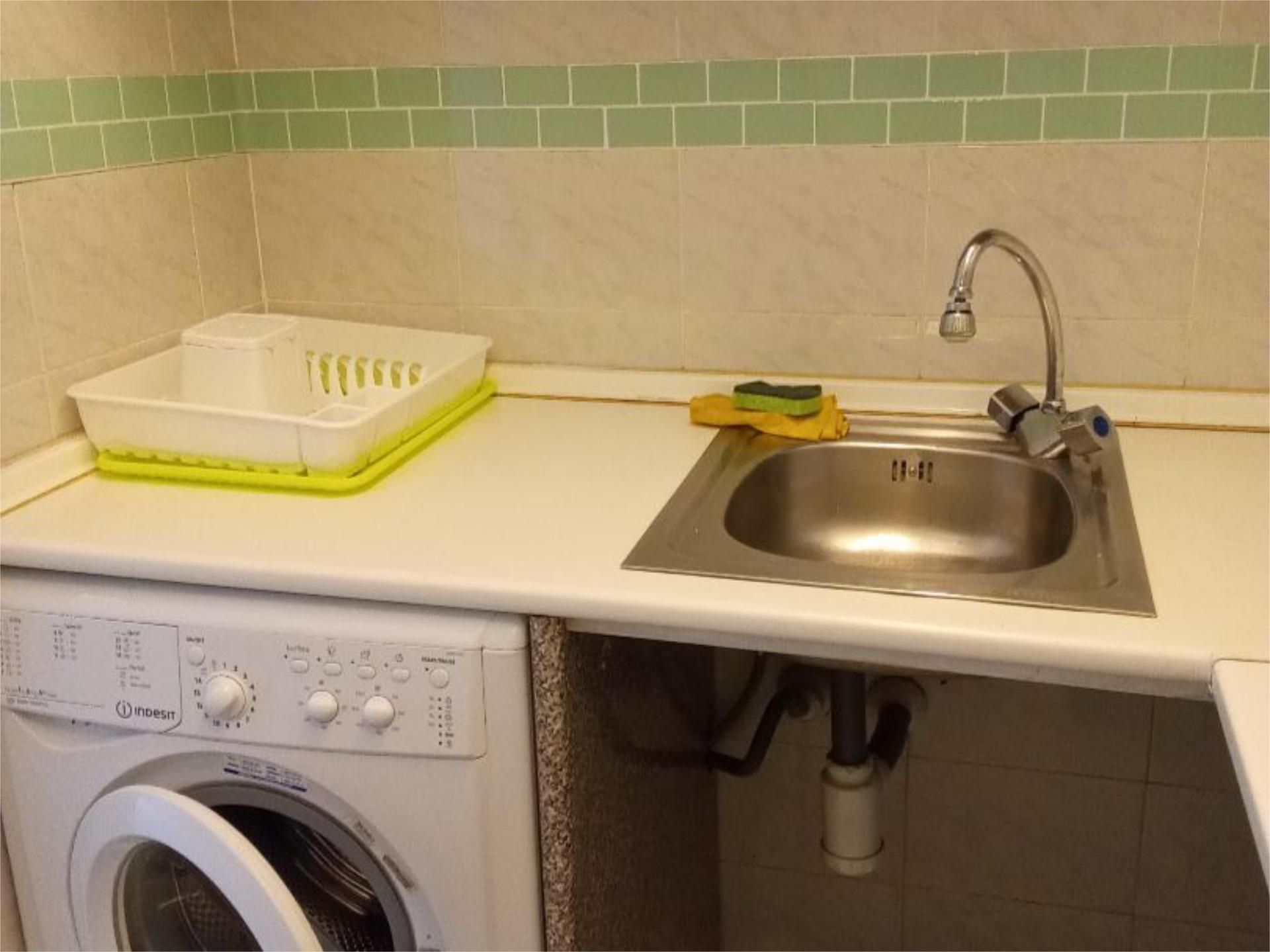 Apartamento en  Calle de José María Cavero 11 - Foto 4