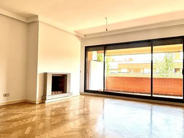 Piso en Calle Tramontana, Prado de Somosaguas - Foto 1
