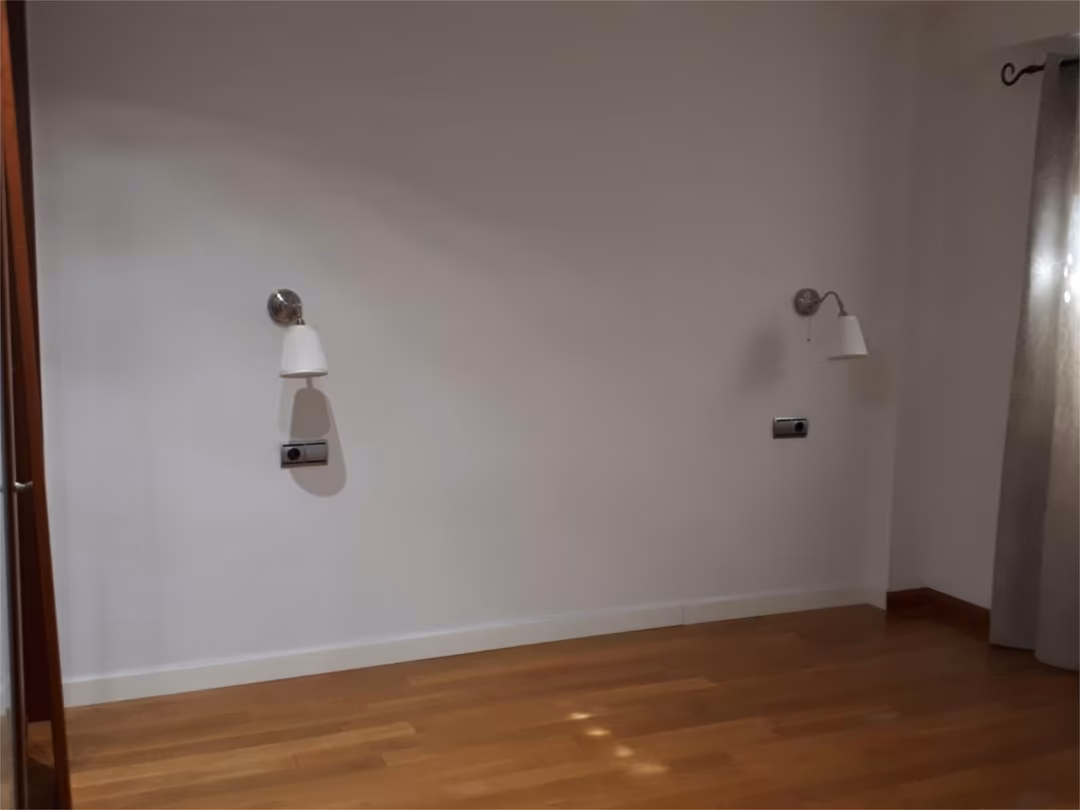 Piso en  Plaça Grup Parpalló 8 - Foto 11