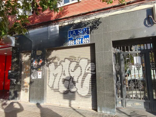 Local en Avenida de la Plata - Foto 1