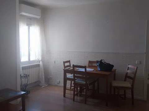 Piso en calle de Campo Real, 3