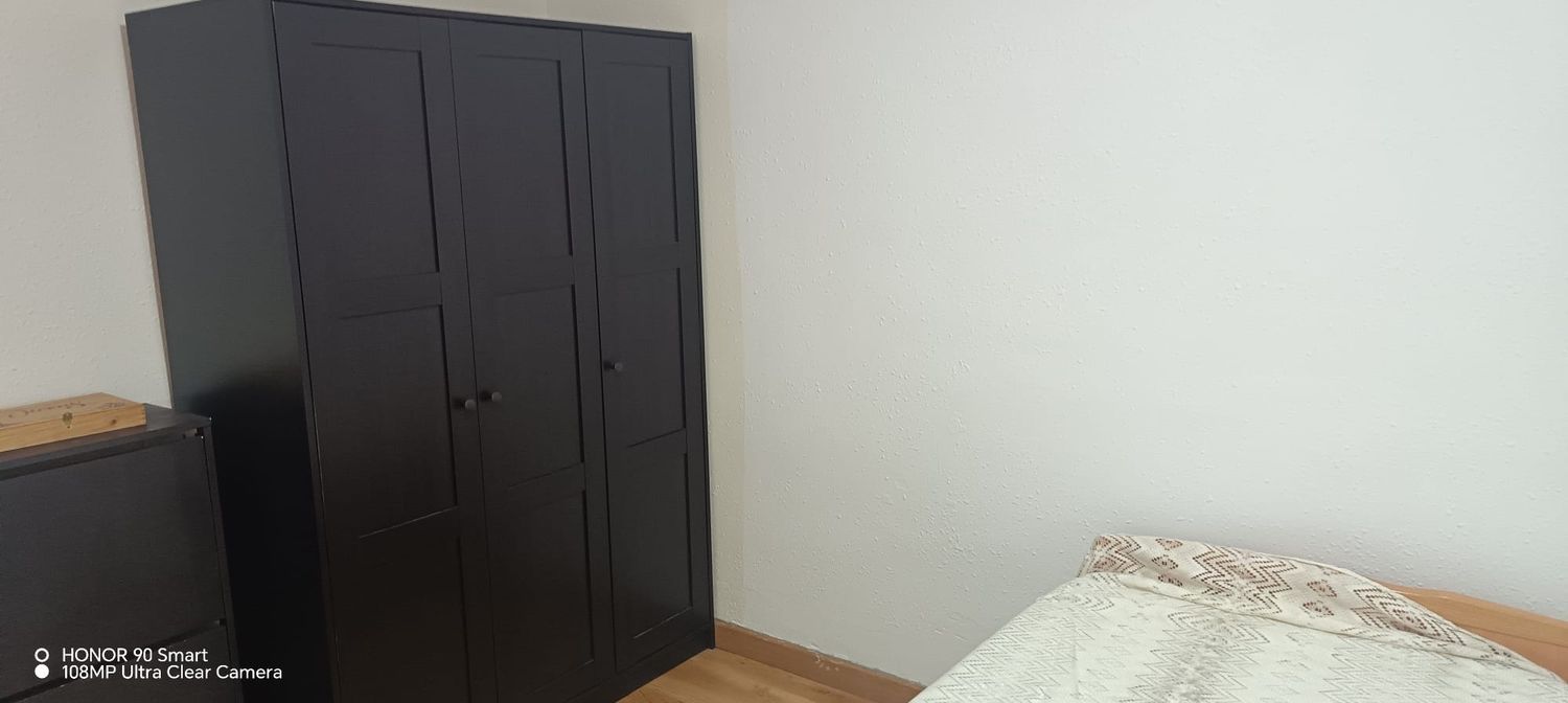 Piso en Llefià - Foto 4