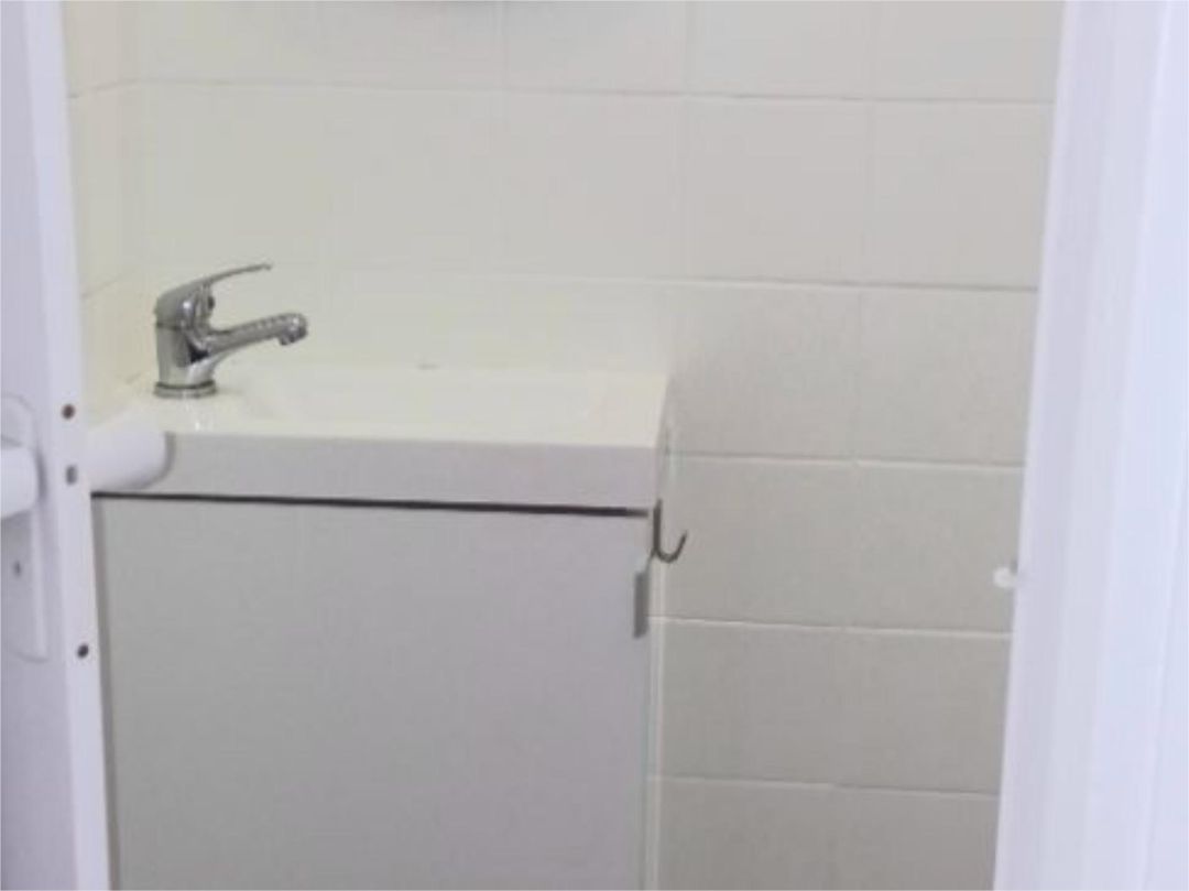 Piso en  Calle Calzada del Arroyo 6 - Foto 15