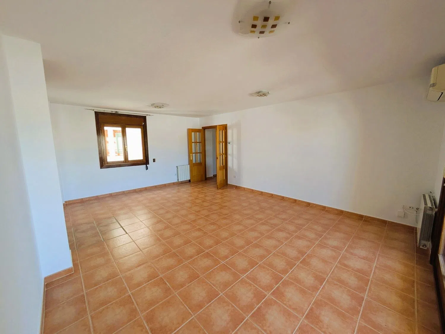 Piso en Rocafort - Foto 2