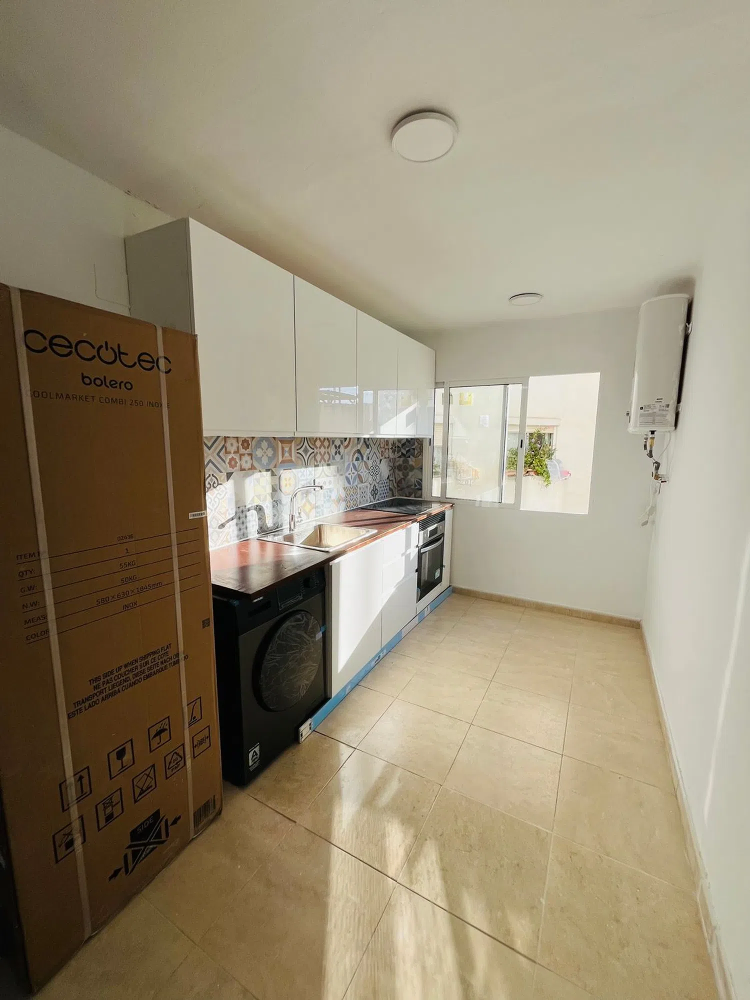 Estudio en calle de Mossèn Camil Rosell, 85 - Foto 6