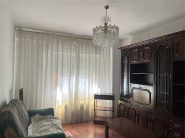 Piso en Delicias - Foto 1