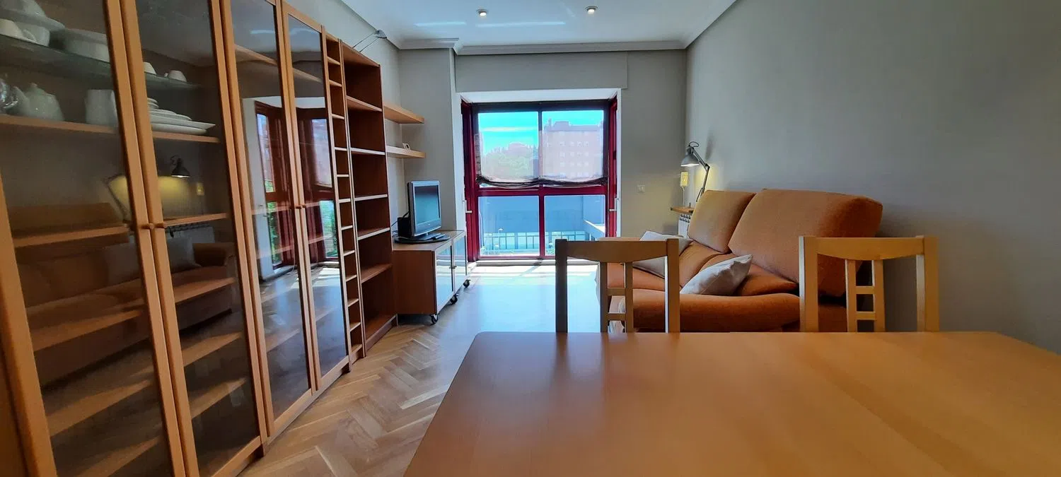 Piso en calle del Corregidor Diego de Valderrábano, 25 - Foto 1