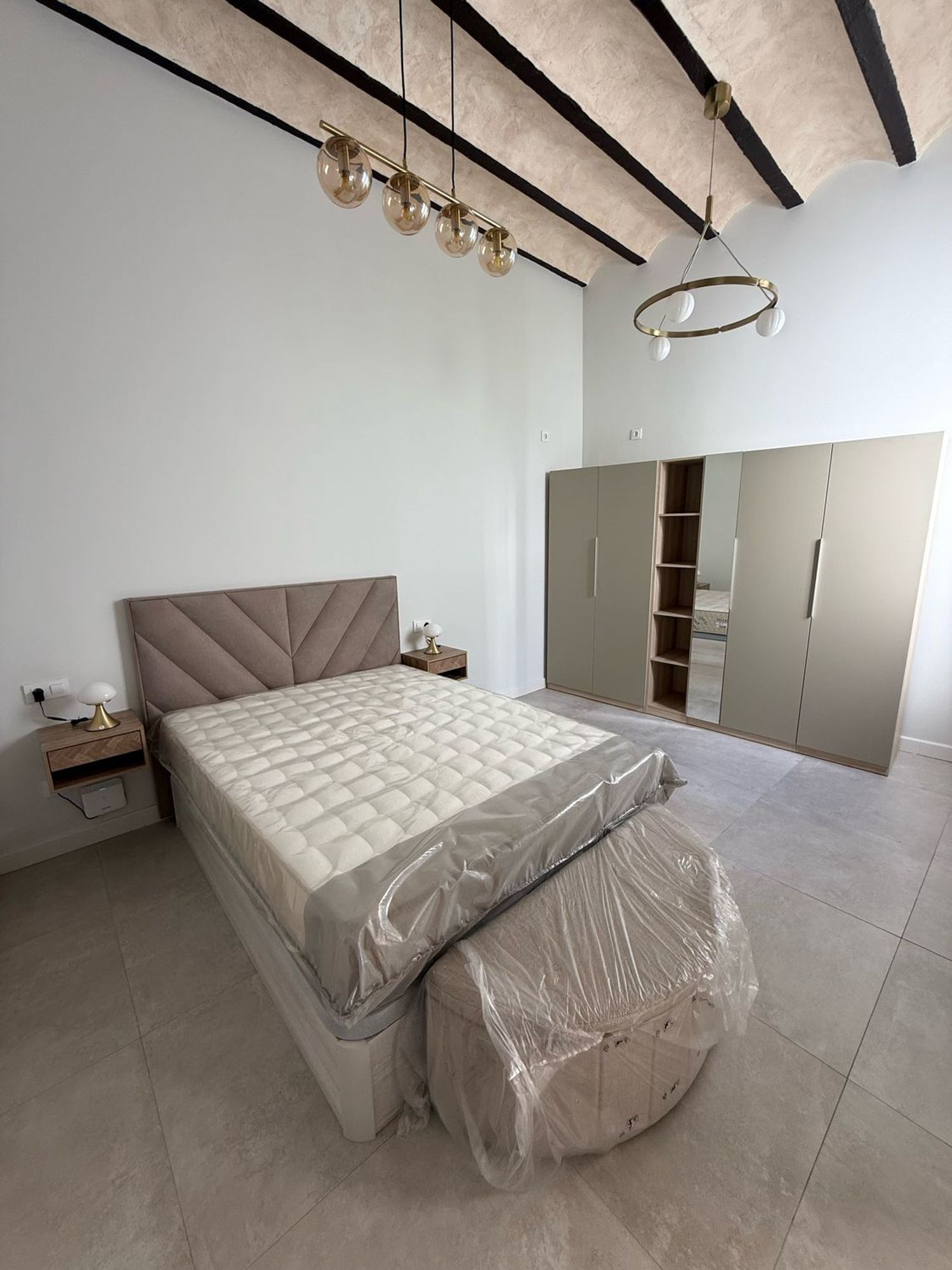 Piso en calle Rodrigo de Triana, 41 - Foto 2