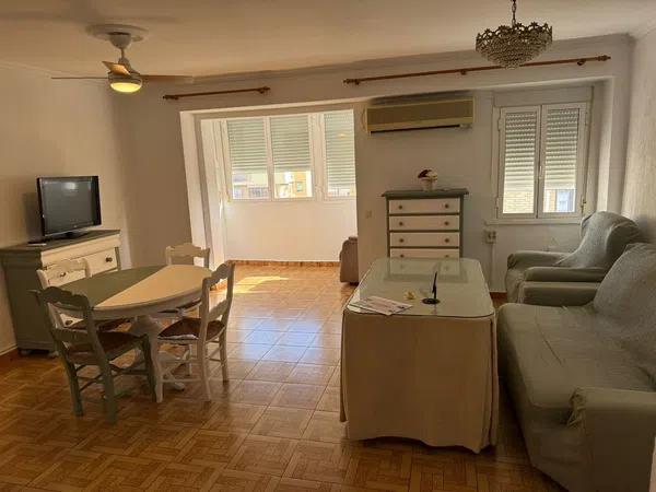 Piso en calle Esperanza de Triana, 20 - Foto 1