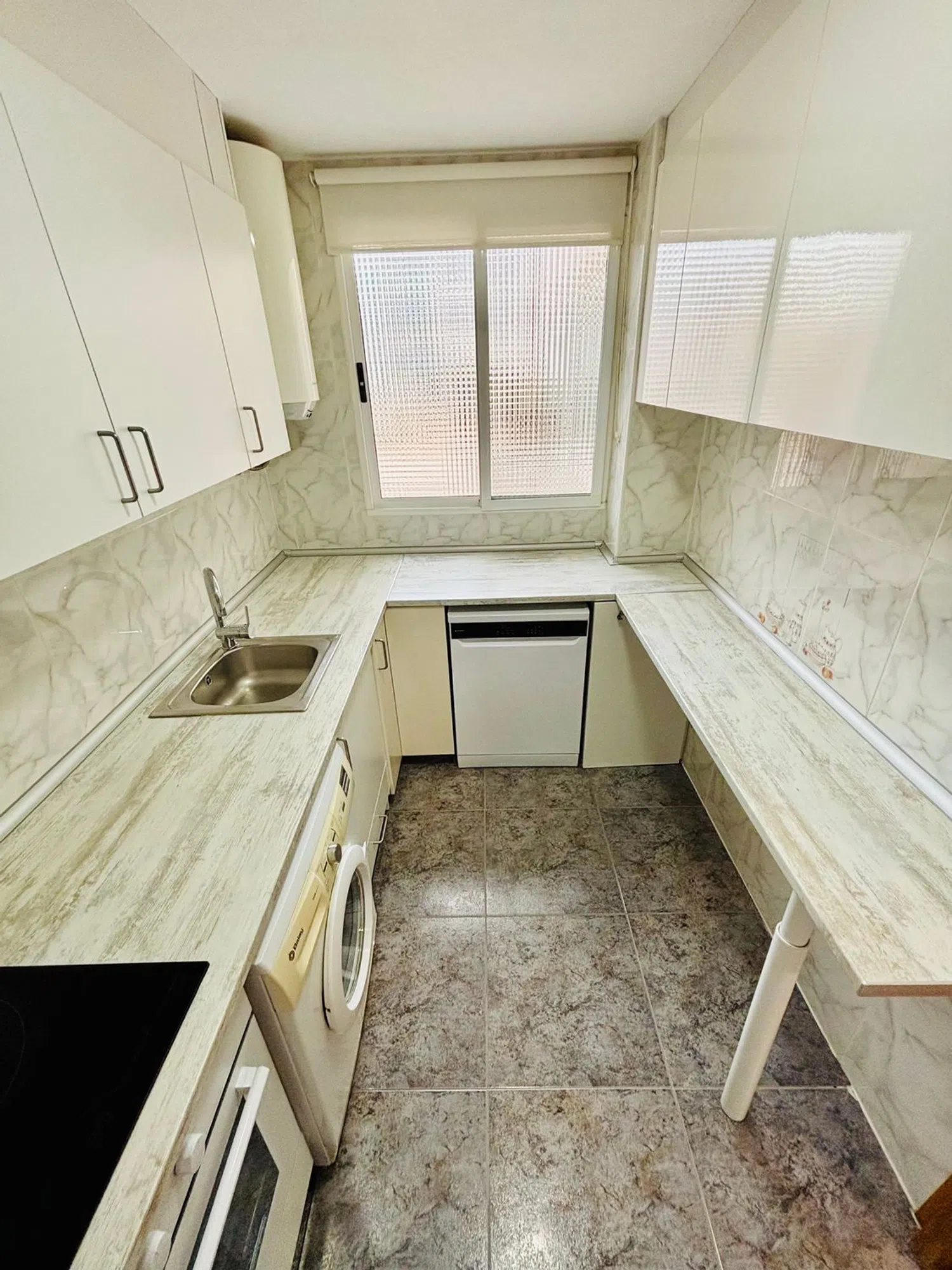 Piso en calle de Sant Jacint Castanyeda, 37 - Foto 4