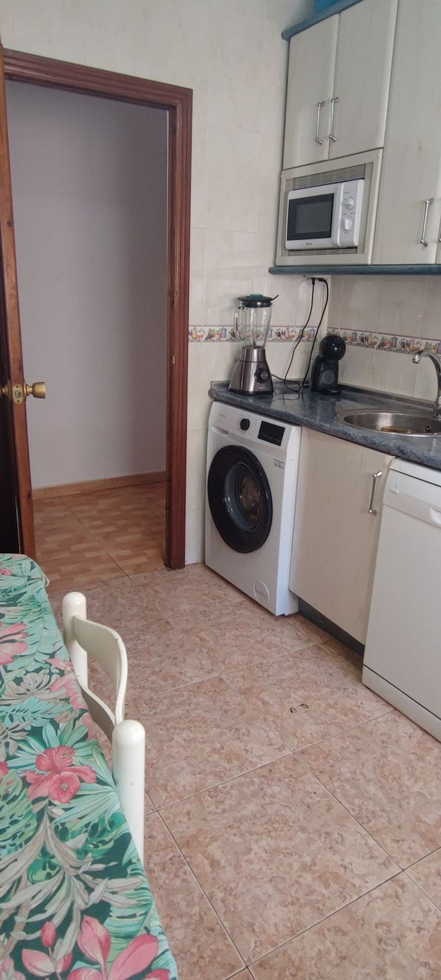 Casa o chalet independiente en Avenida la Constitución, 25 - Foto 4