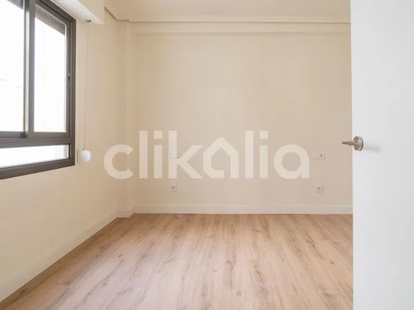 Piso en calle de la Serra d'Agullent - Foto 19