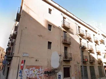 Piso en  Carrer de Peralada 41 - Foto 1