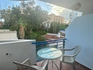 Piso en  Calle Torrealmádena 3 - Foto 3