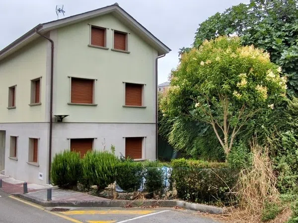 Chalet adosado en Calle la Abraira, 21 a - Foto 3