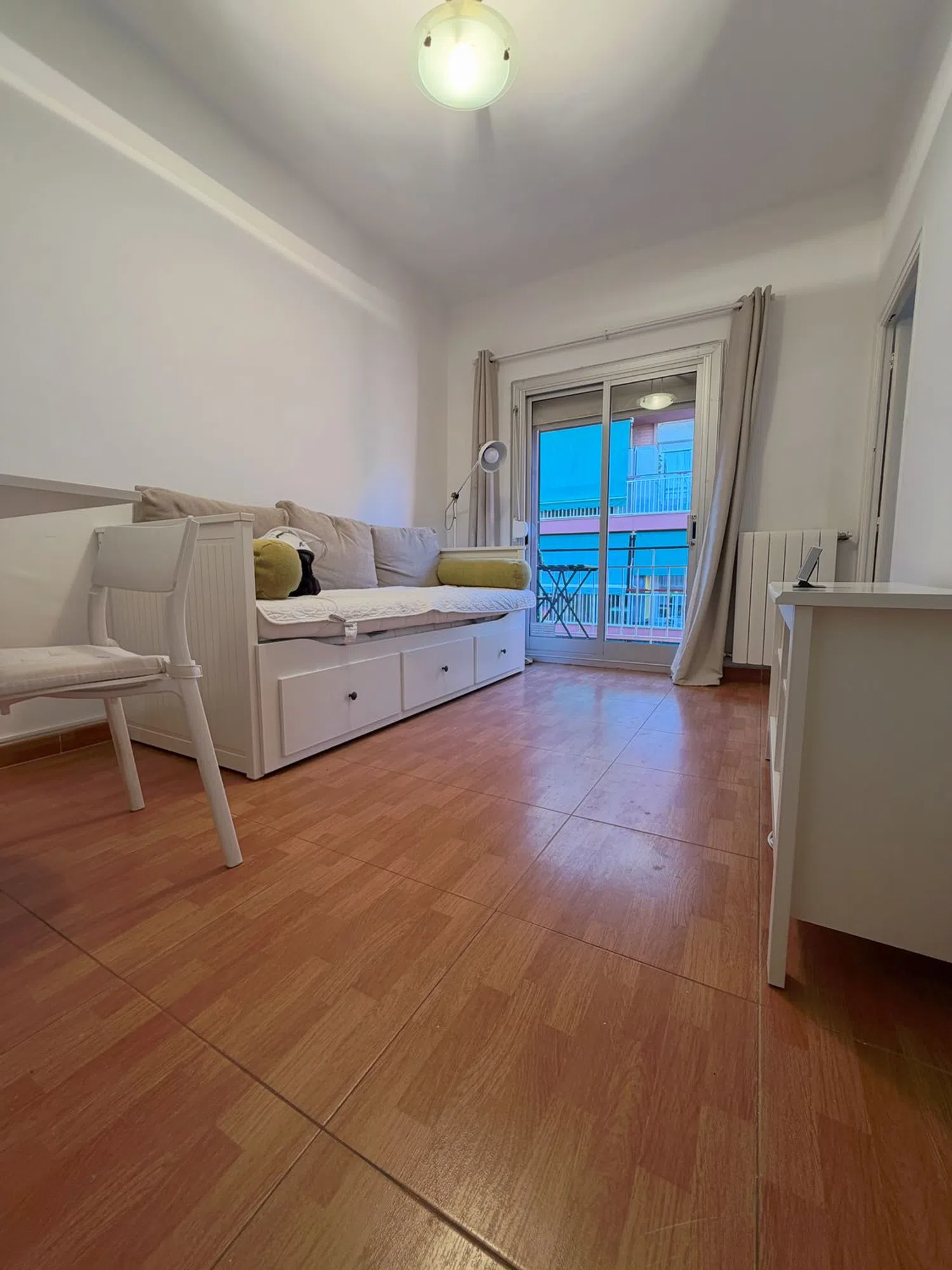 Piso en calle de l'Empordà, 10 - Foto 1