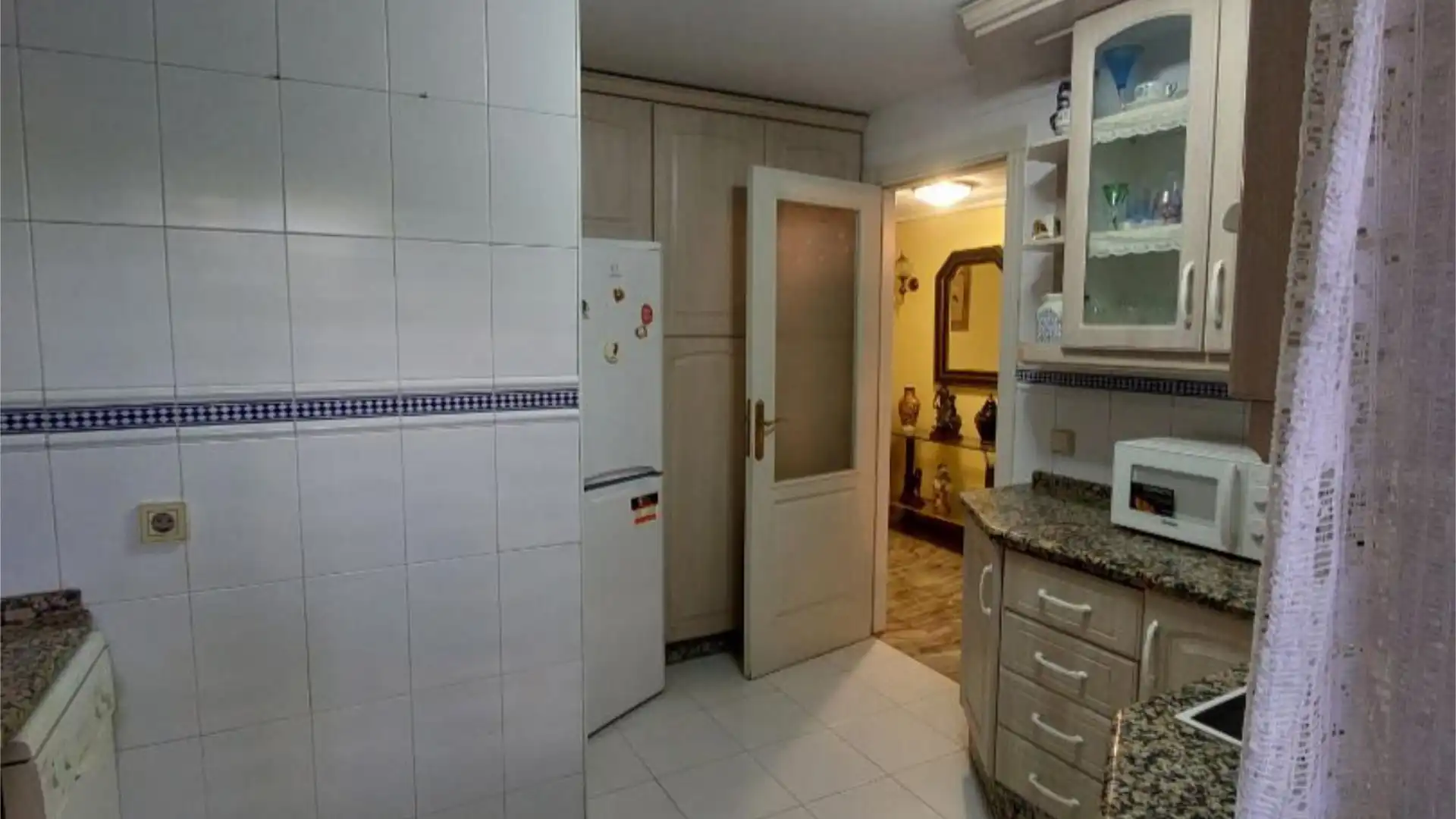 Piso en  Calle Cueva de Menga 3 - Foto 6