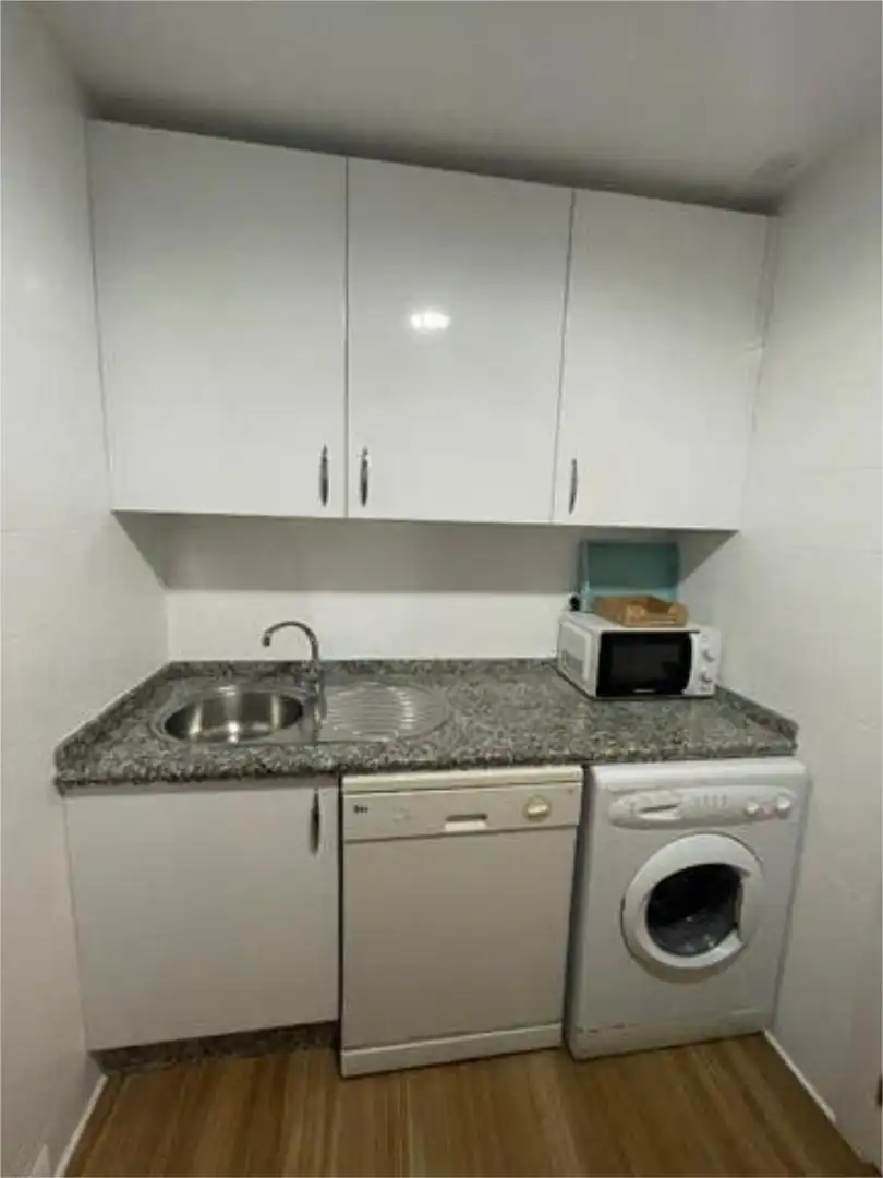 Piso en Los Bermejales - Foto 4