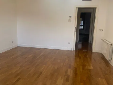 Piso en calle Mercedes Formica, 1