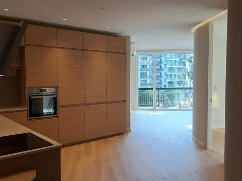 Piso en calle de València, 619