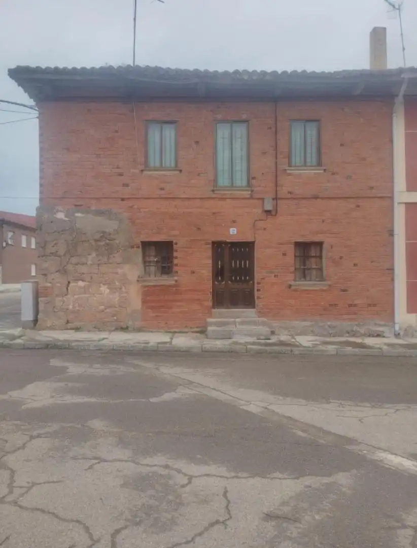 Casa adosada en  Calle Cantarranas 12 - Foto 3