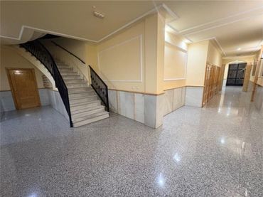 Piso en Av. de Andalucía - Foto 2