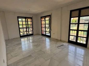 Piso en  Plaza de la Flor del Olivo 4 - Foto 3