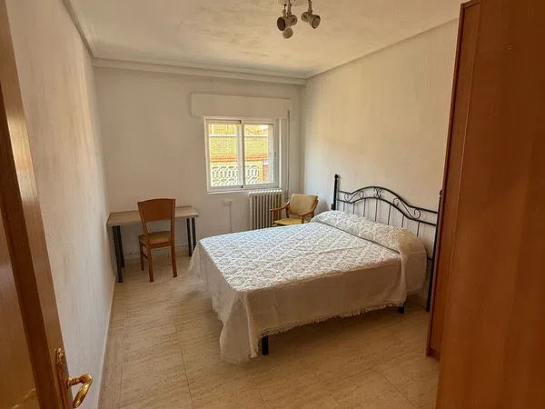 Piso en Calle Vitigudino, 31 -37, Carmelitas - Foto 5