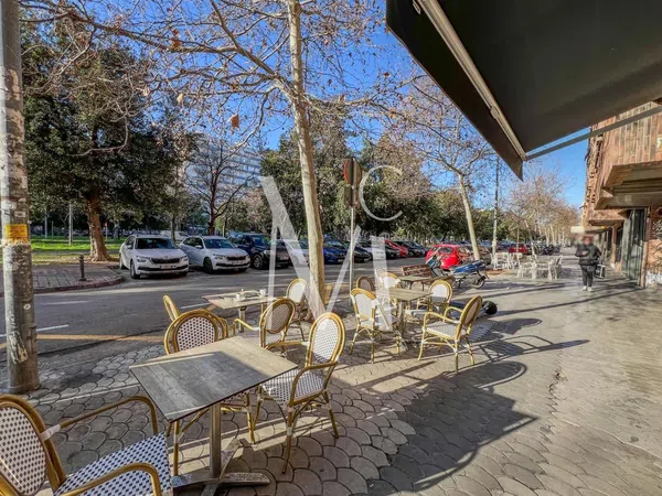 Restaurante en traspaso en Avenida Blasco Ibáñez - Foto 2