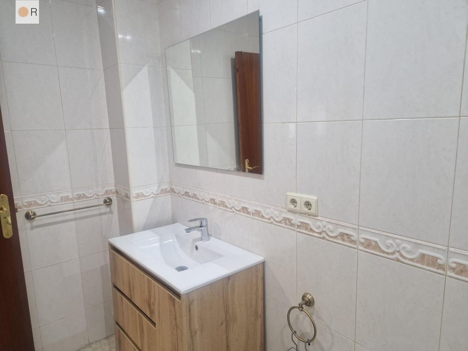 Piso en Valdeolleros - Zumbacón - Camping, Valdeolleros - Zumbacón - Camping - Foto 10