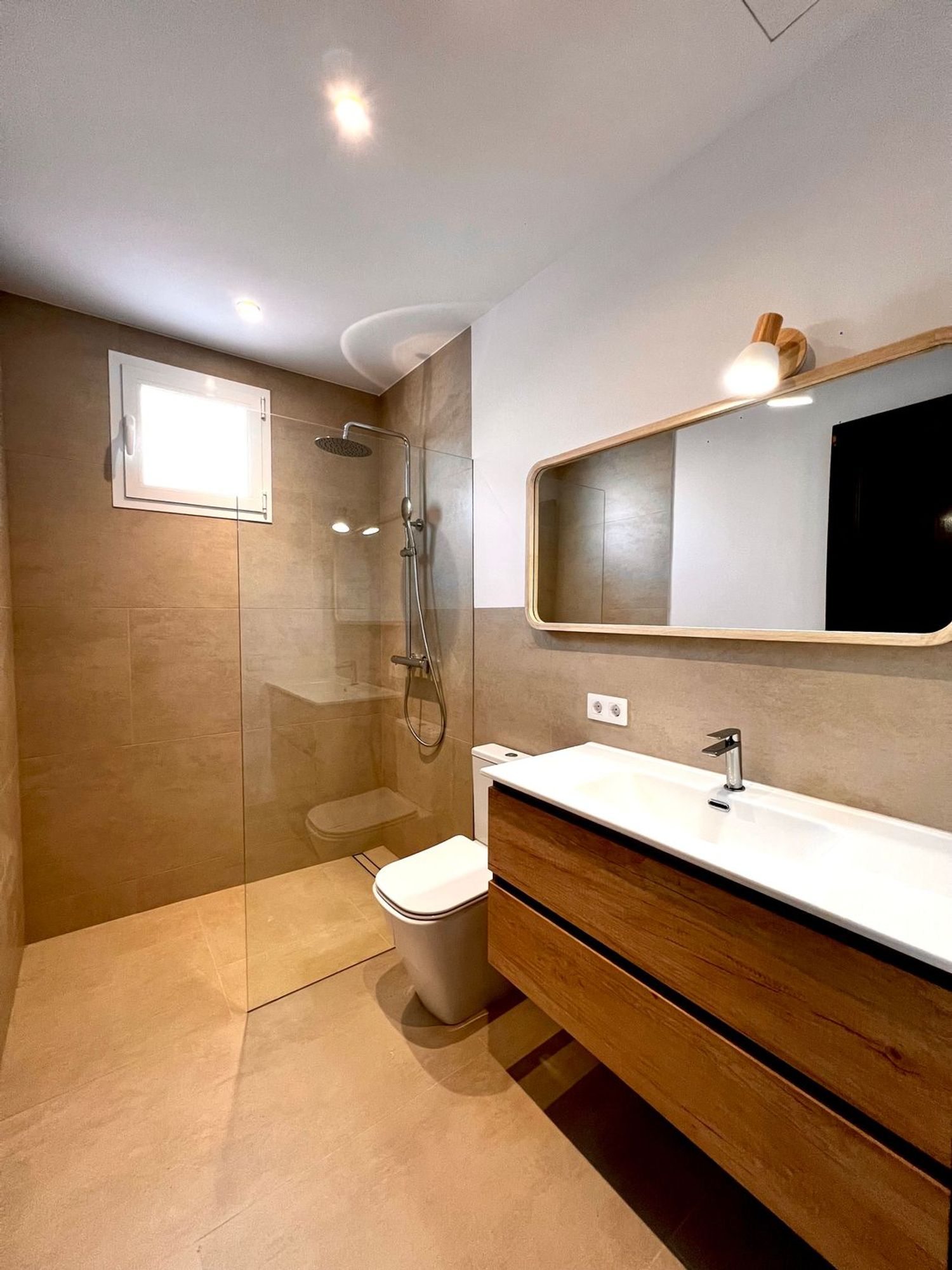 Piso en avenida de Joan Miró, 80 - Foto 5