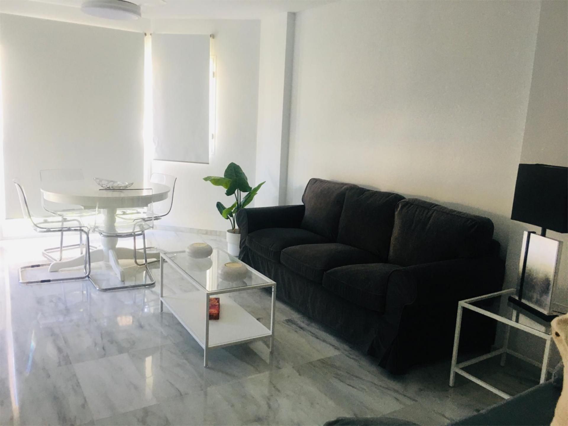 Piso en  Calle Mefistofeles 13 - Foto 2