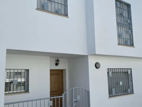 Chalet adosado en avenida Pepita Durán, 23