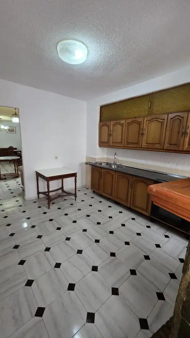 Casa adosada en  Calle Santa Ana de Íllora 21 - Foto 8