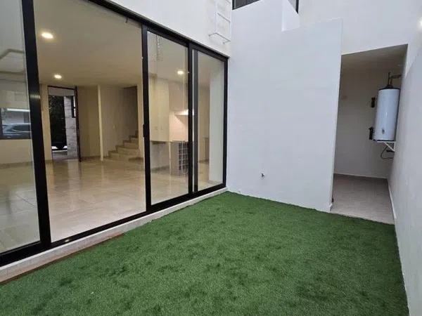 Chalet adosado en Calle de Catalunya, 43 - Foto 1