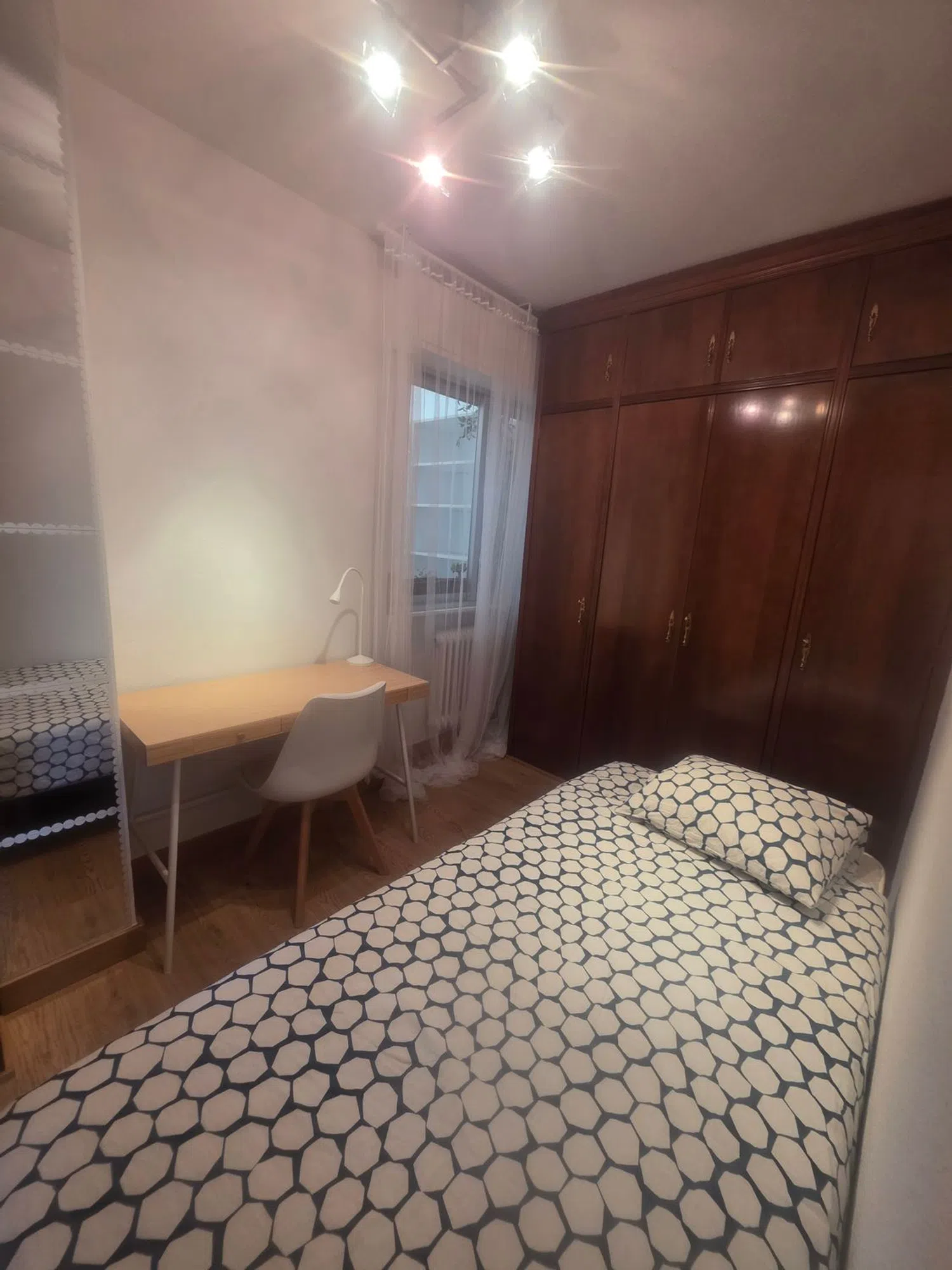 Piso en avenida de los Reyes de España, 26 - Foto 13