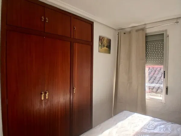 Piso en Calle de Tarragona, 29, Ciudad Jardín - Parque Roma - Foto 3
