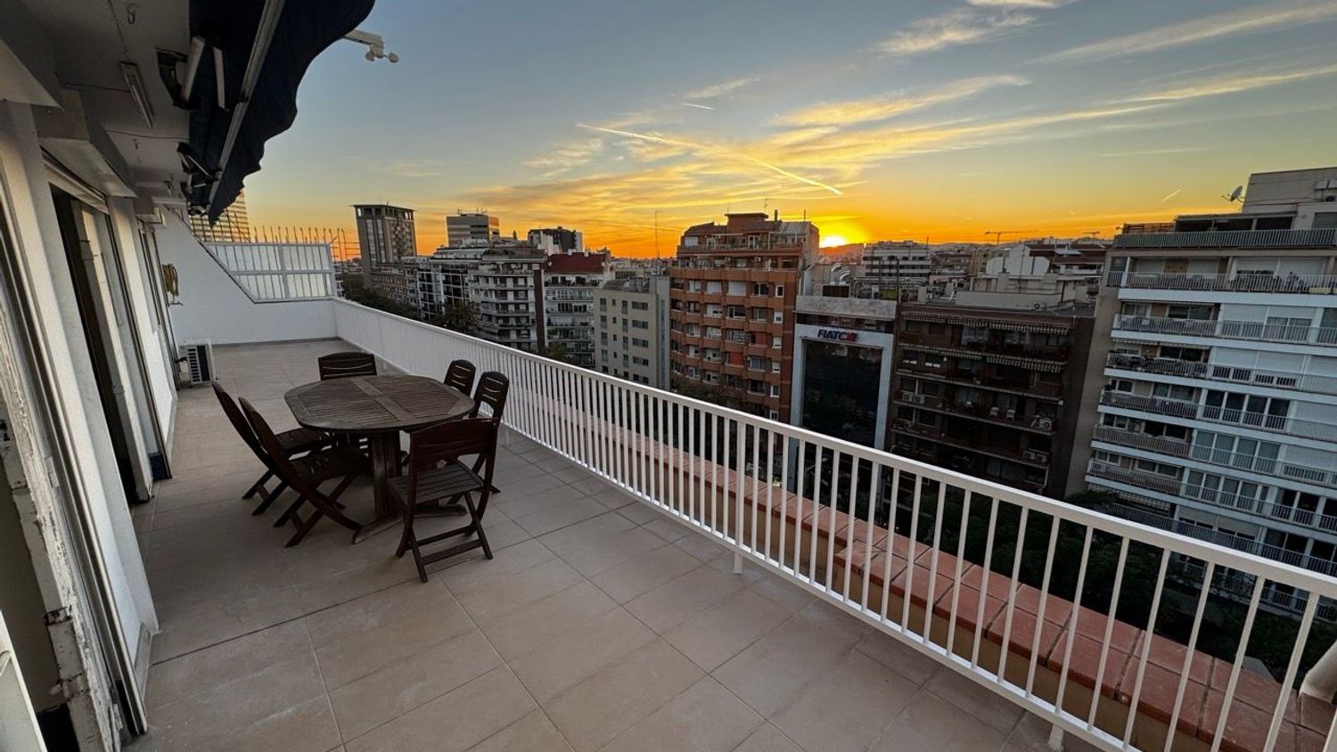 Ático en avenida de Josep Tarradellas, 44