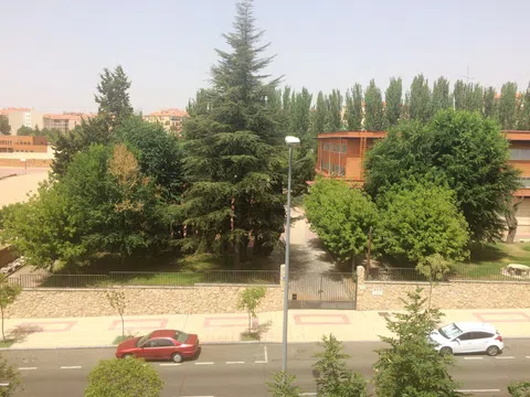 Piso en calle Peña de Francia, 11