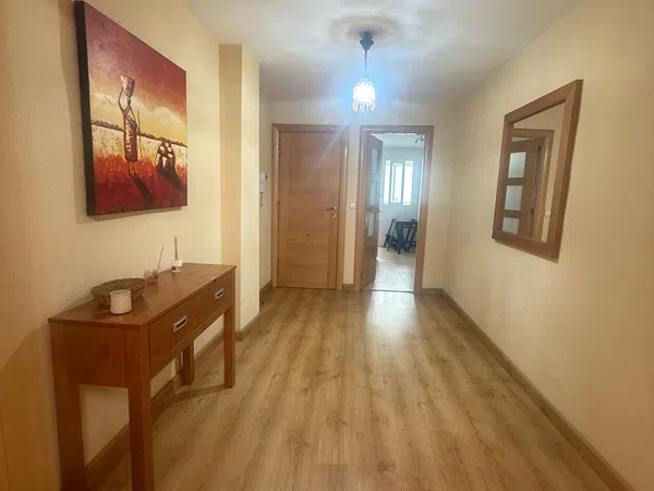 Piso en calle Jerónimo de Roda, 5 - Foto 4