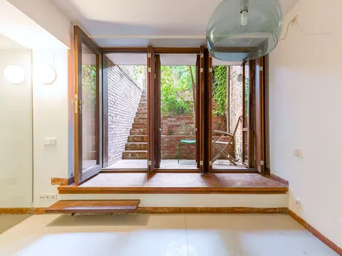 Estudio en calle de Ana Teresa, 63