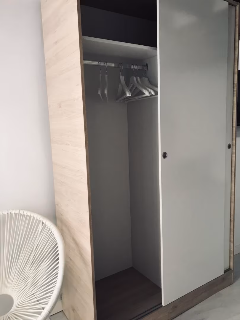 Estudio en  Carrer de Sant Alonso 18 - Foto 6